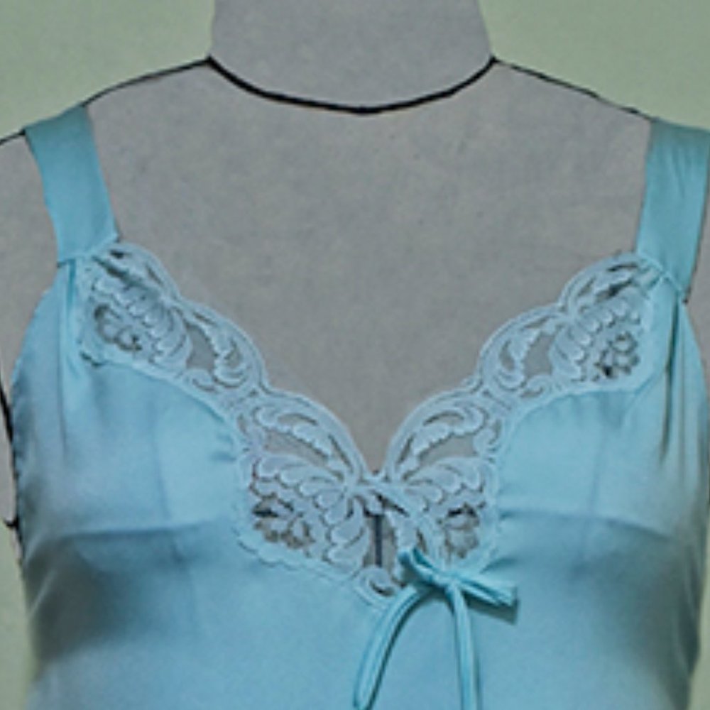 Sweet and sexy night gown